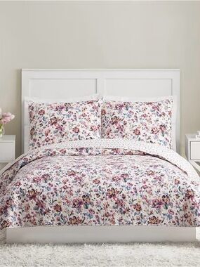 Floral Cotton Quilt Set in White with Multicolor Rose/ Floral - Vera Bradley